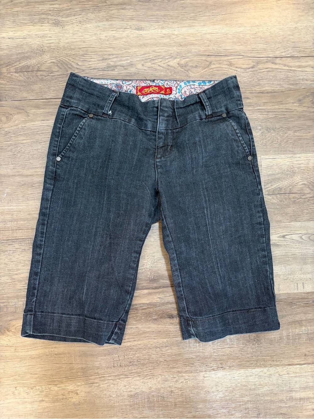 one 5 one Women’s 6 Dark Gray Denim Bermuda Shorts